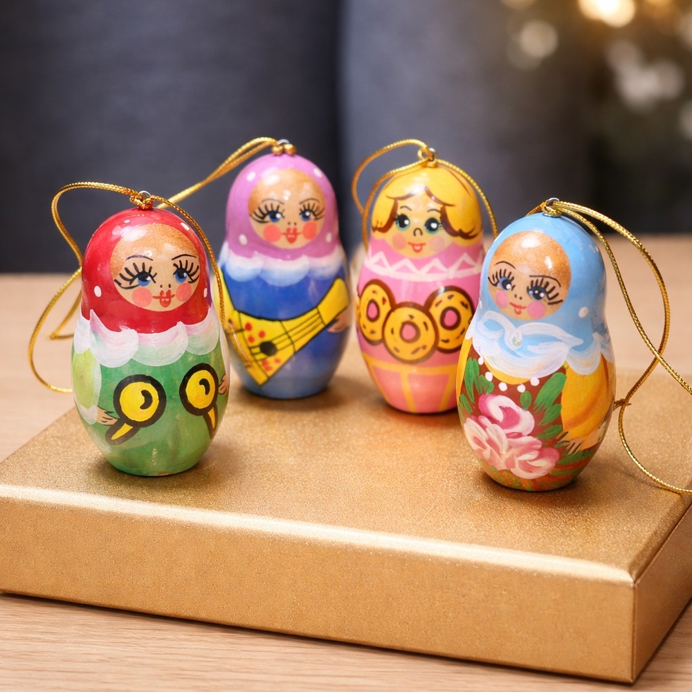 4 Hand Painted Wood Christmas Ornaments Mini Russian Matryoshka Dolls Folk Art